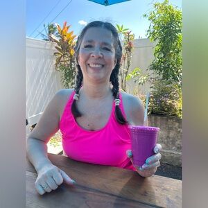 Meet your Posher, Antoinette